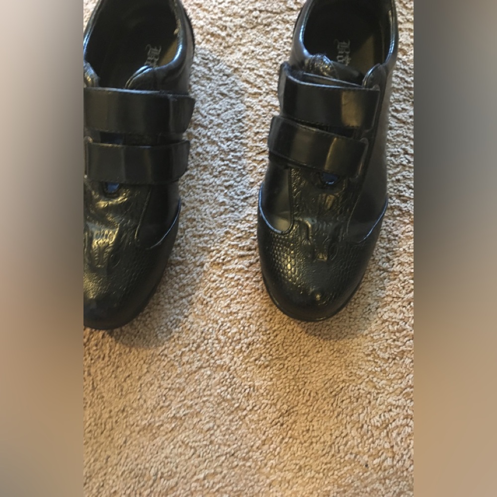 men dress shoes like new